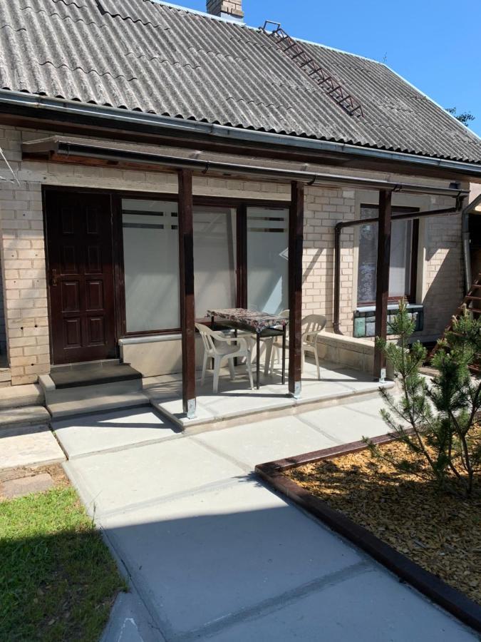 Guesthouse Sveciuose Pas Grazina 帕兰加 外观 照片